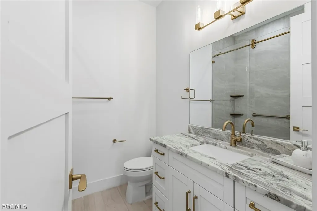 1395 Curlew Avenue Naples FL 34102