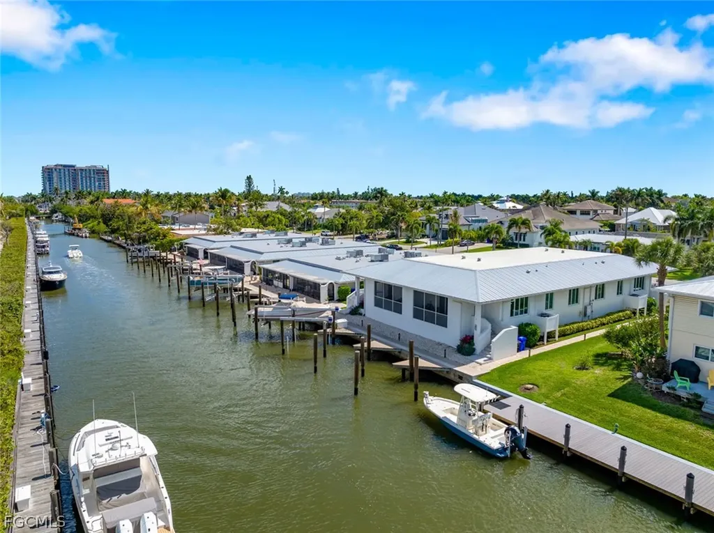 1395 Curlew Avenue Naples FL 34102