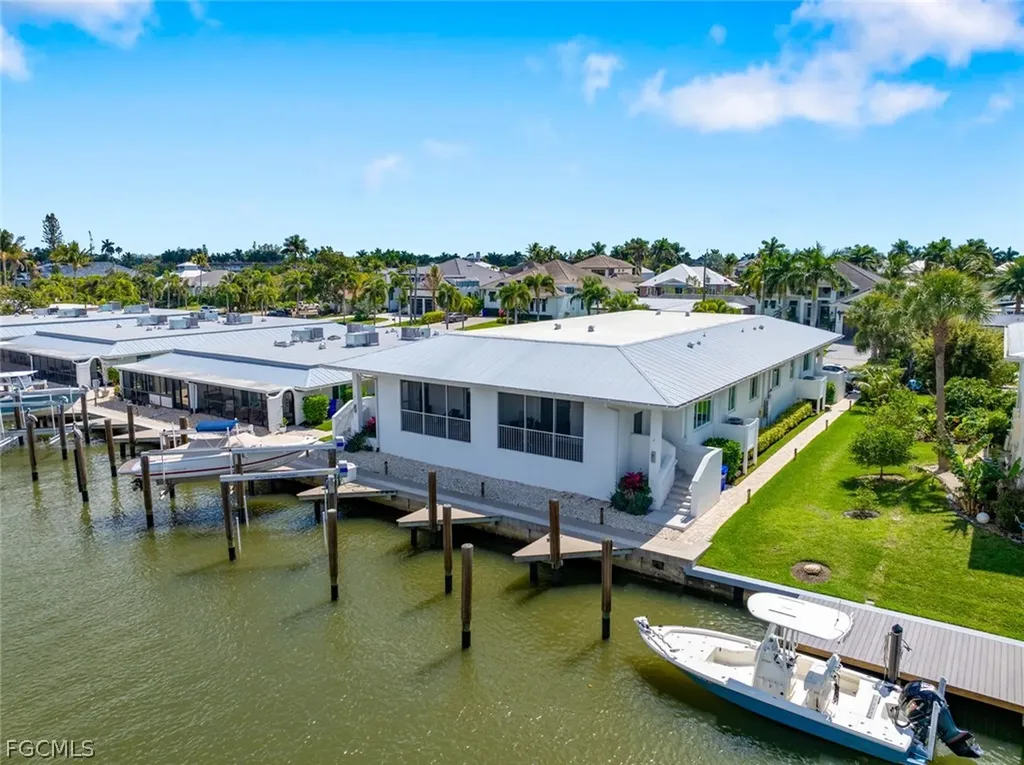 1395 Curlew Avenue Naples FL 34102