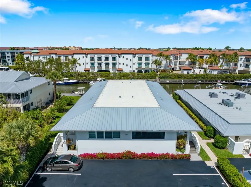 1395 Curlew Avenue Naples FL 34102