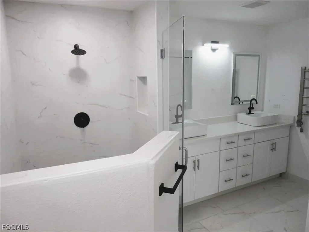 128 SW 34th Place Cape Coral FL 33991