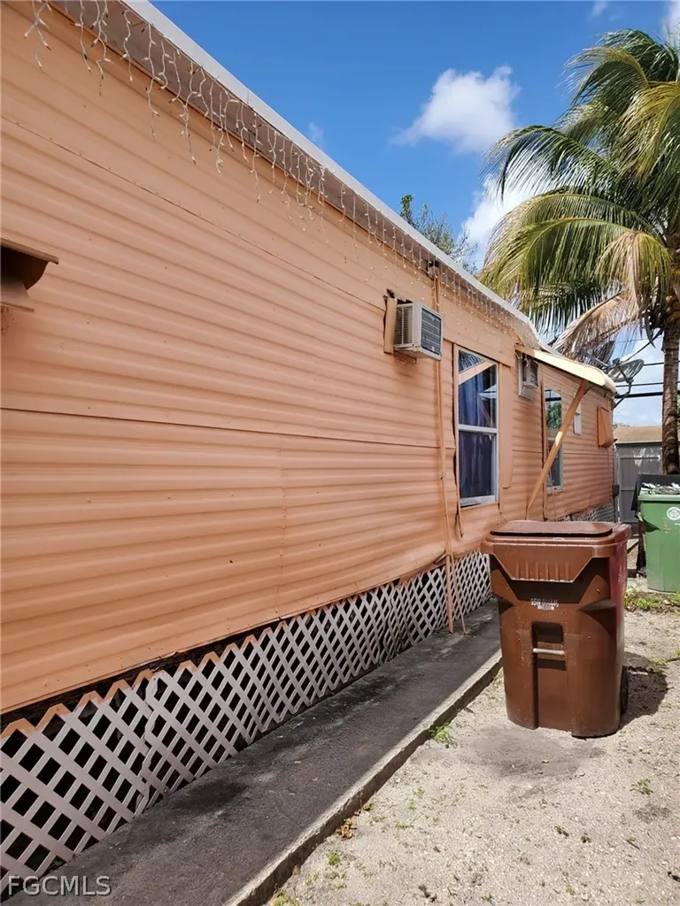 1401 W 29th Street Hialeah FL 33012