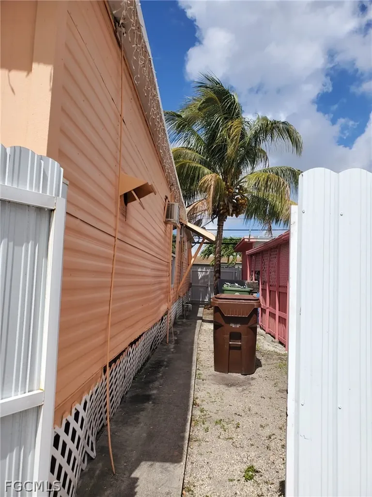 1401 W 29th Street Hialeah FL 33012