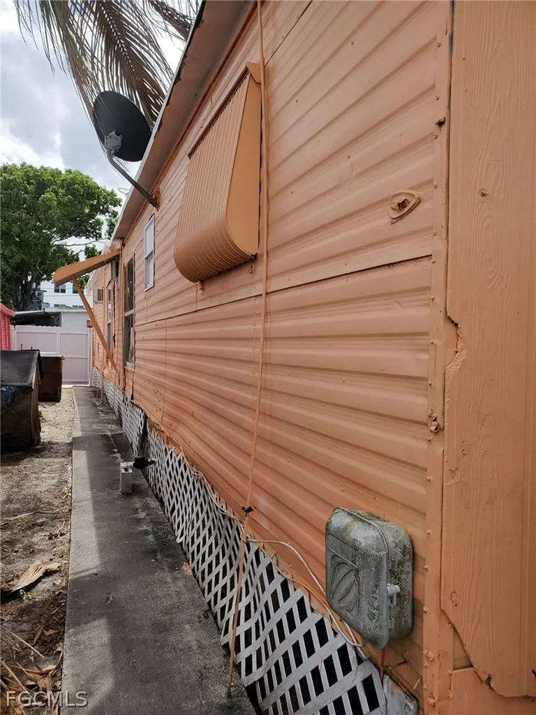 1401 W 29th Street Hialeah FL 33012
