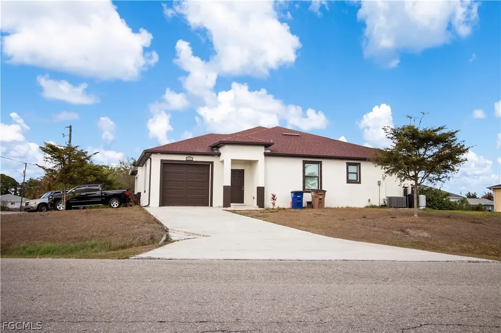 2229 Kendall Avenue S Lehigh Acres FL 33973
