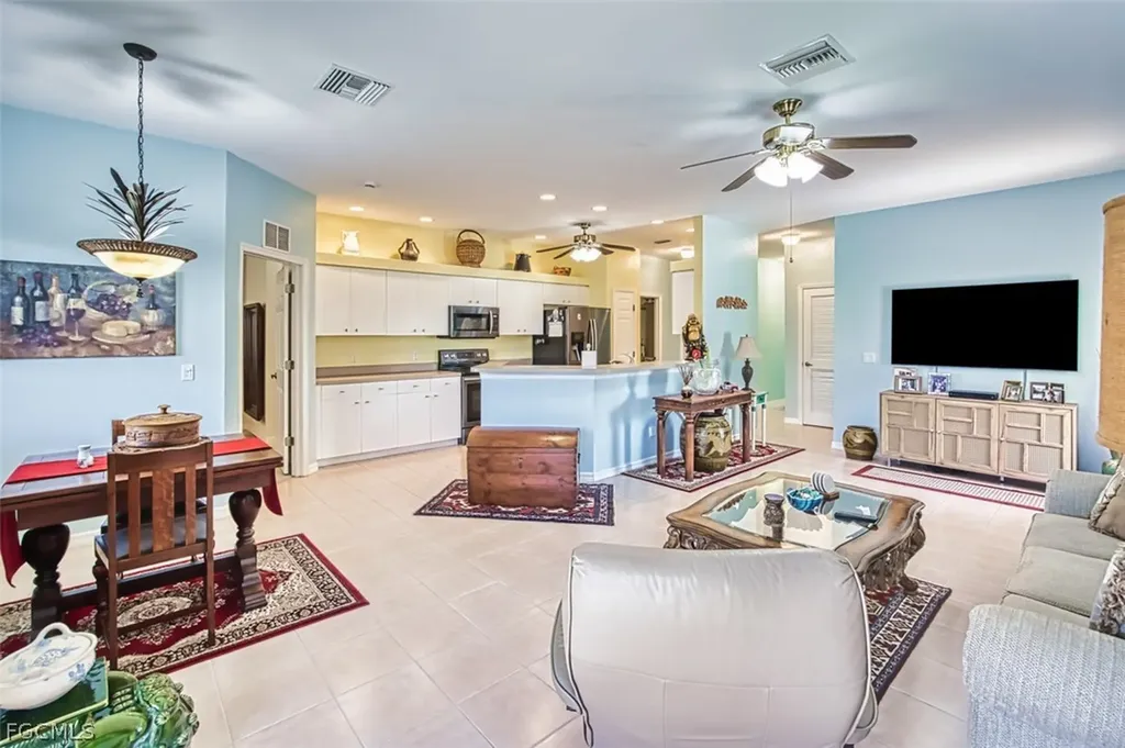 19914 Lake Vista Circle N Lehigh Acres FL 33936