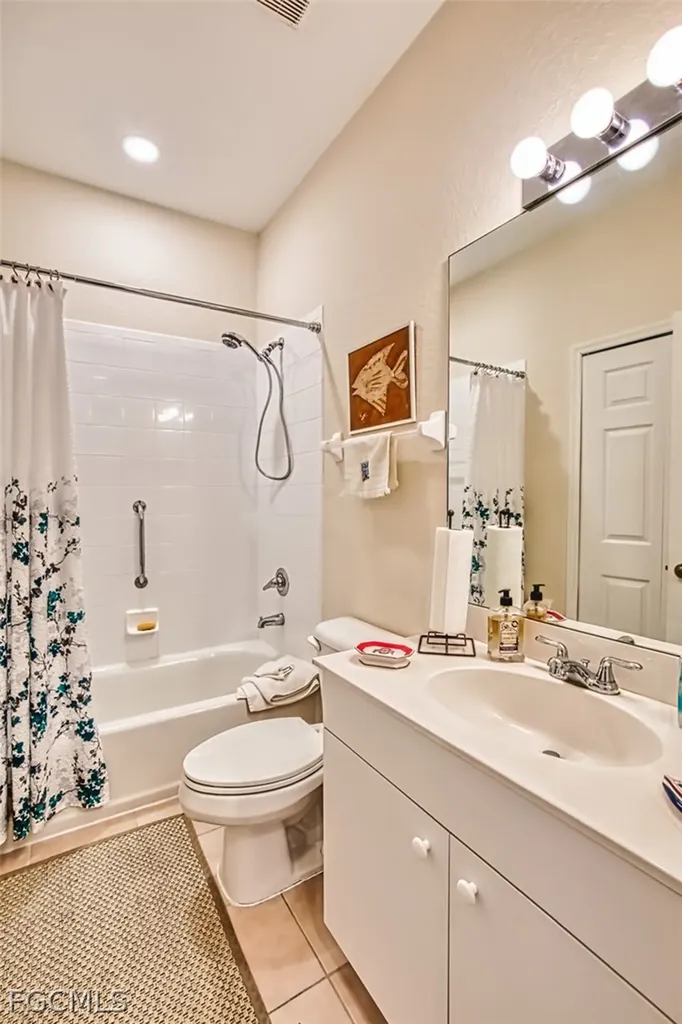 19914 Lake Vista Circle N Lehigh Acres FL 33936
