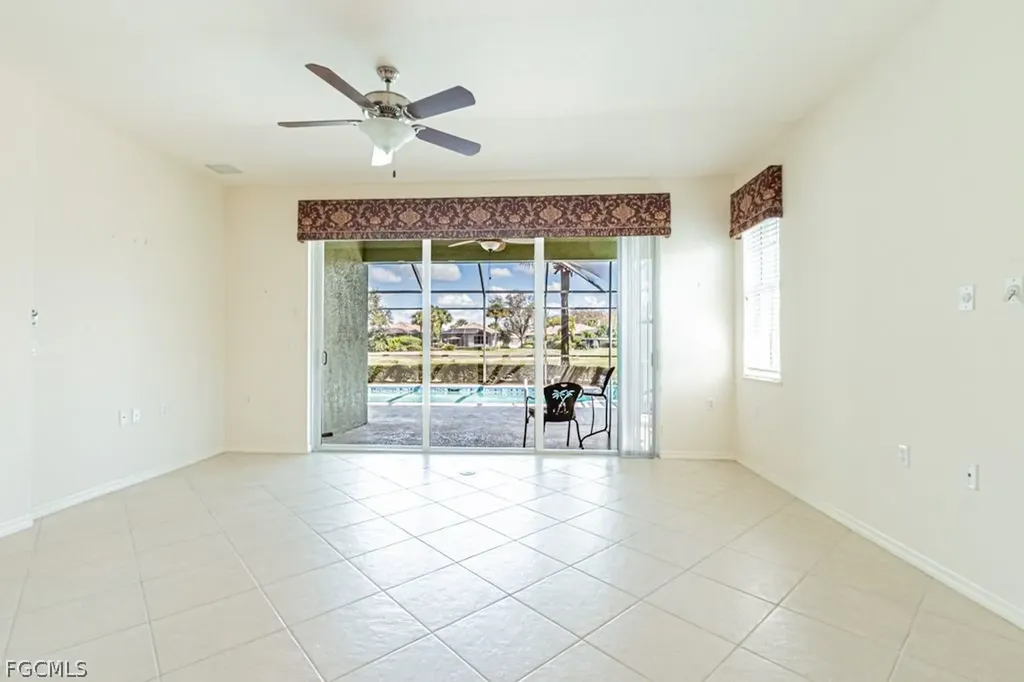 10615 Camarelle Circle Fort Myers FL 33913