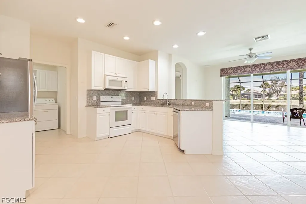 10615 Camarelle Circle Fort Myers FL 33913