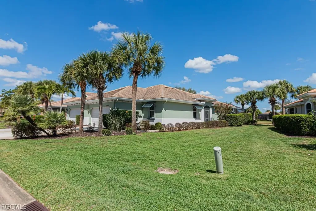 10615 Camarelle Circle Fort Myers FL 33913