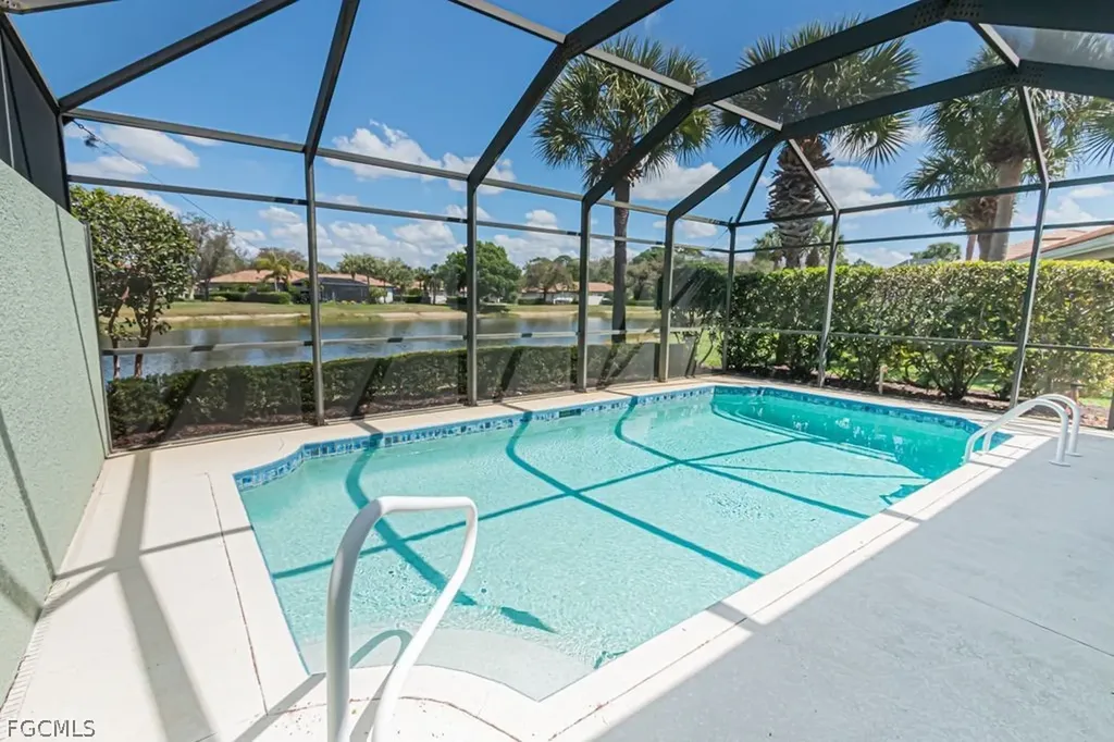 10615 Camarelle Circle Fort Myers FL 33913