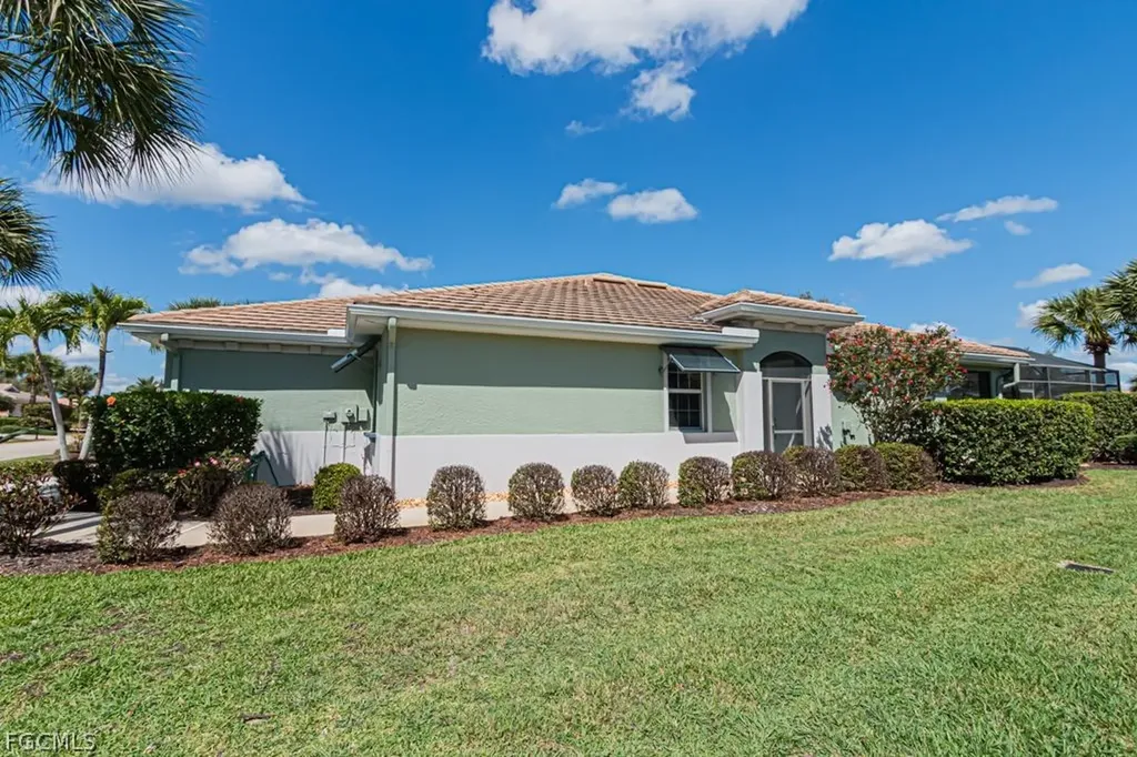 10615 Camarelle Circle Fort Myers FL 33913