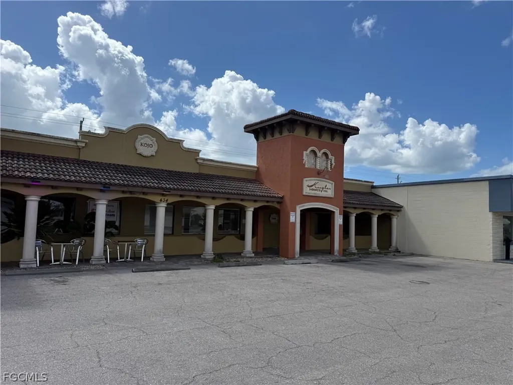 434 SE 47th Terrace Cape Coral FL 33904
