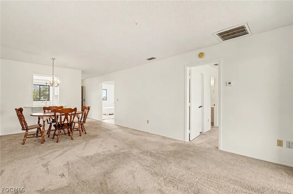 423 Cape Coral Parkway W Cape Coral FL 33914