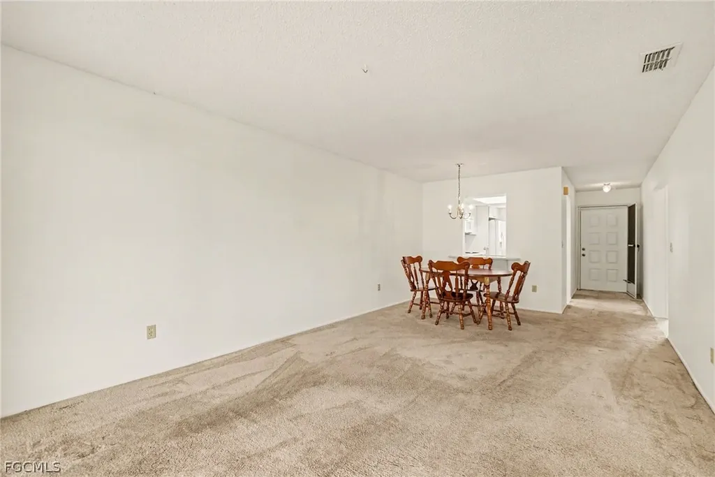 423 Cape Coral Parkway W Cape Coral FL 33914