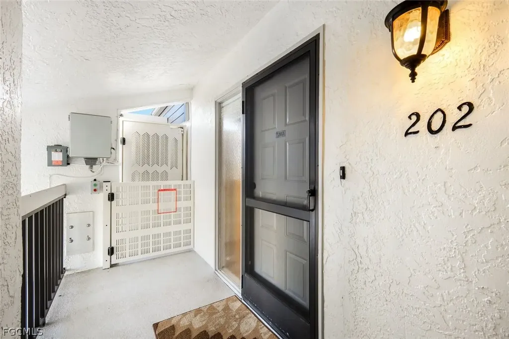 16580 Waters Edge Court Fort Myers FL 33908