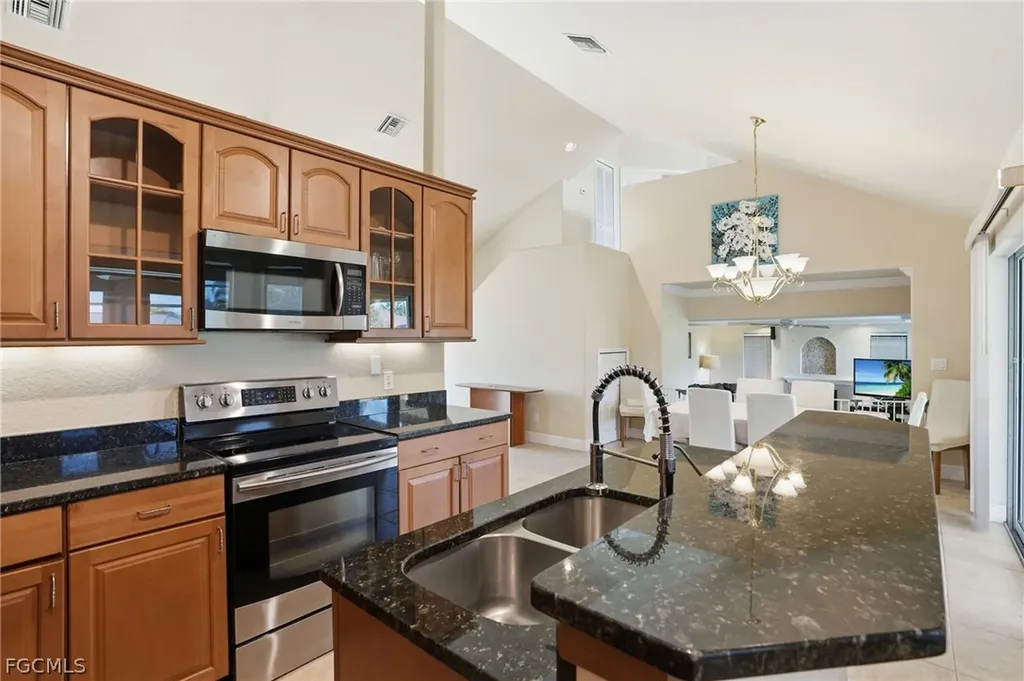 1415 Mohawk Parkway Cape Coral FL 33914