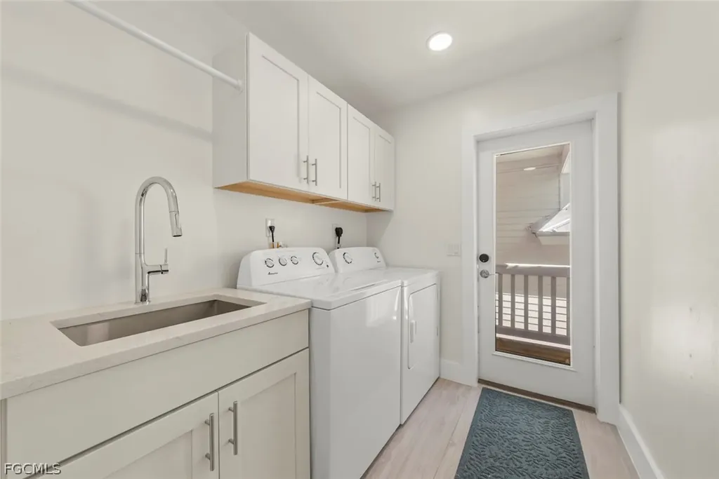 3708 Agate Court Sanibel FL 33957