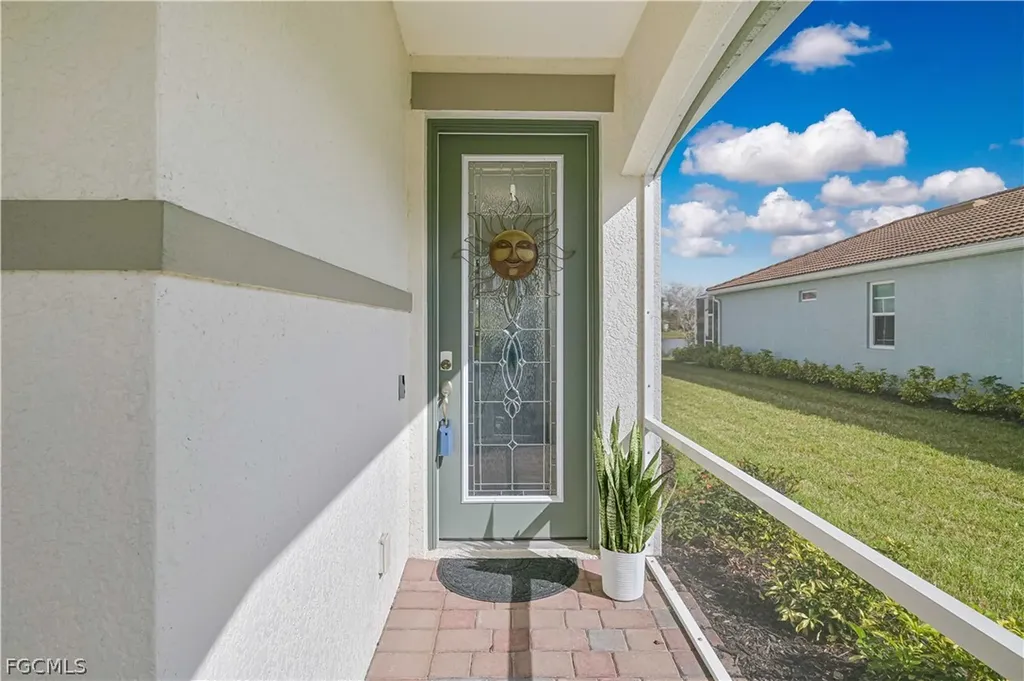 15007 Ligustrum Lane Alva FL 33920