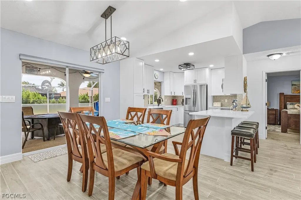 428 SW 37th Street Cape Coral FL 33914