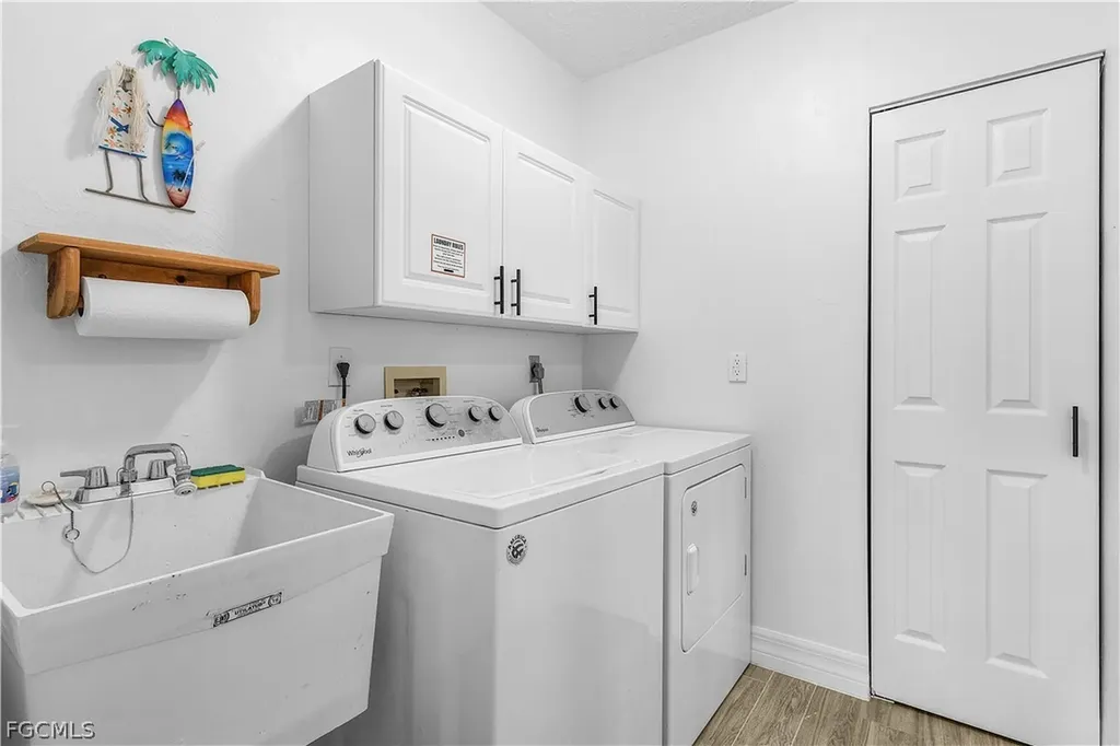 428 SW 37th Street Cape Coral FL 33914
