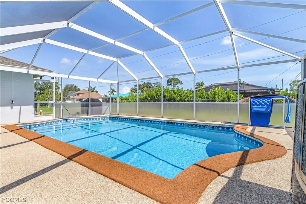 428 SW 37th Street Cape Coral FL 33914