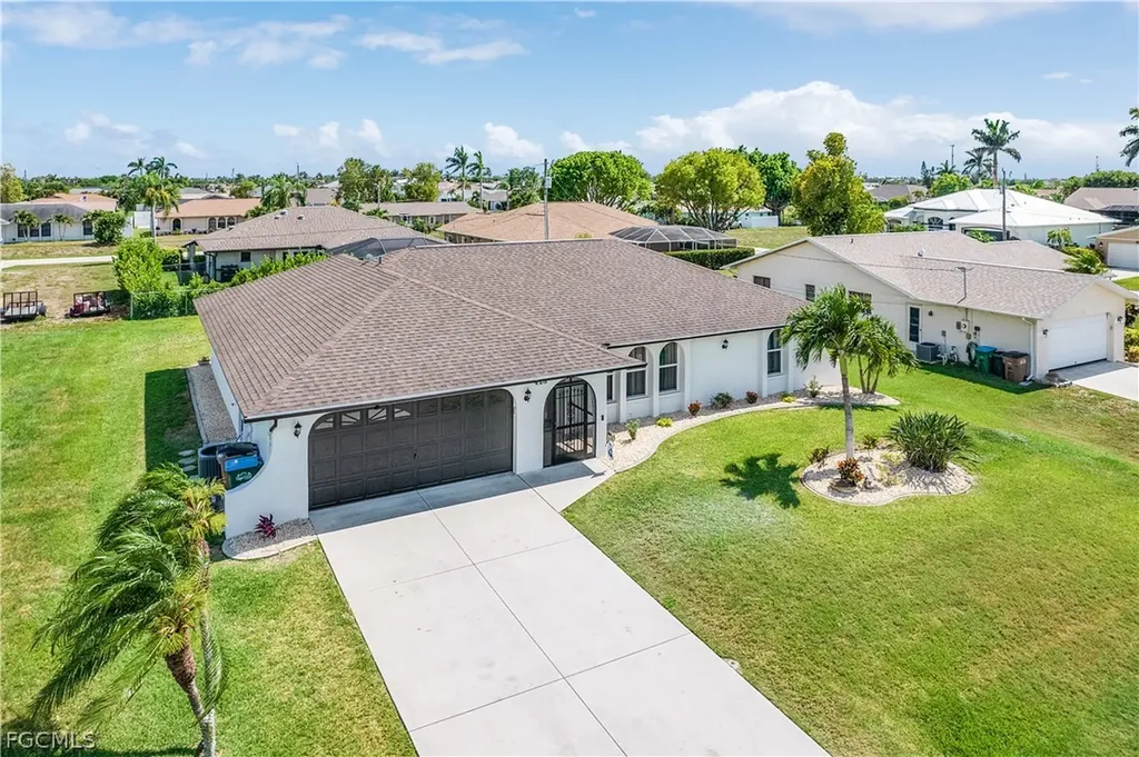 428 SW 37th Street Cape Coral FL 33914