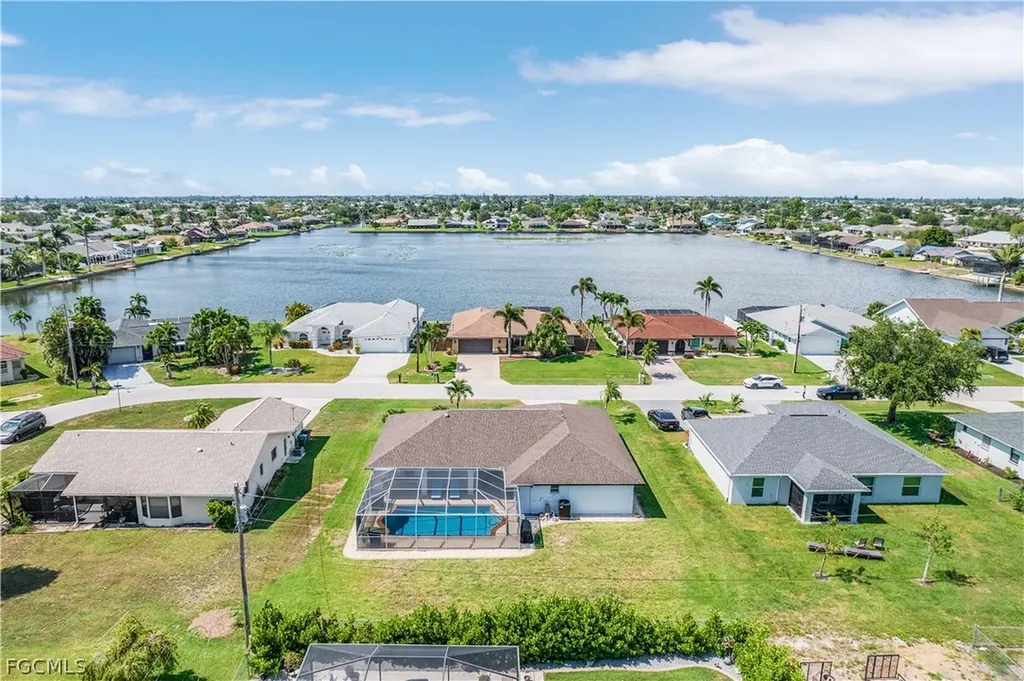428 SW 37th Street Cape Coral FL 33914