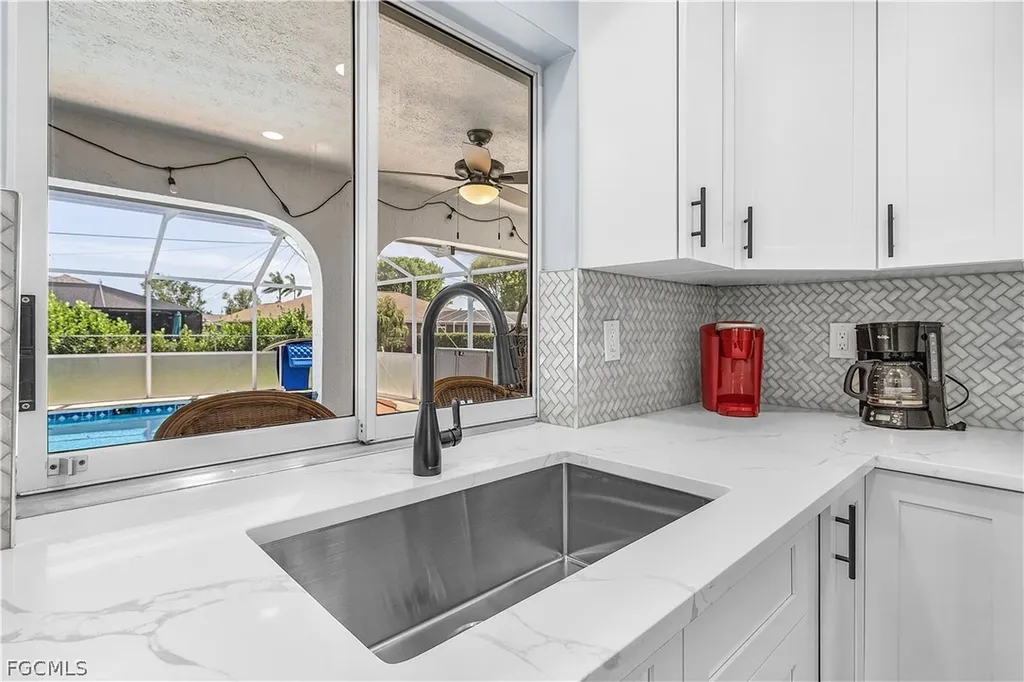 428 SW 37th Street Cape Coral FL 33914
