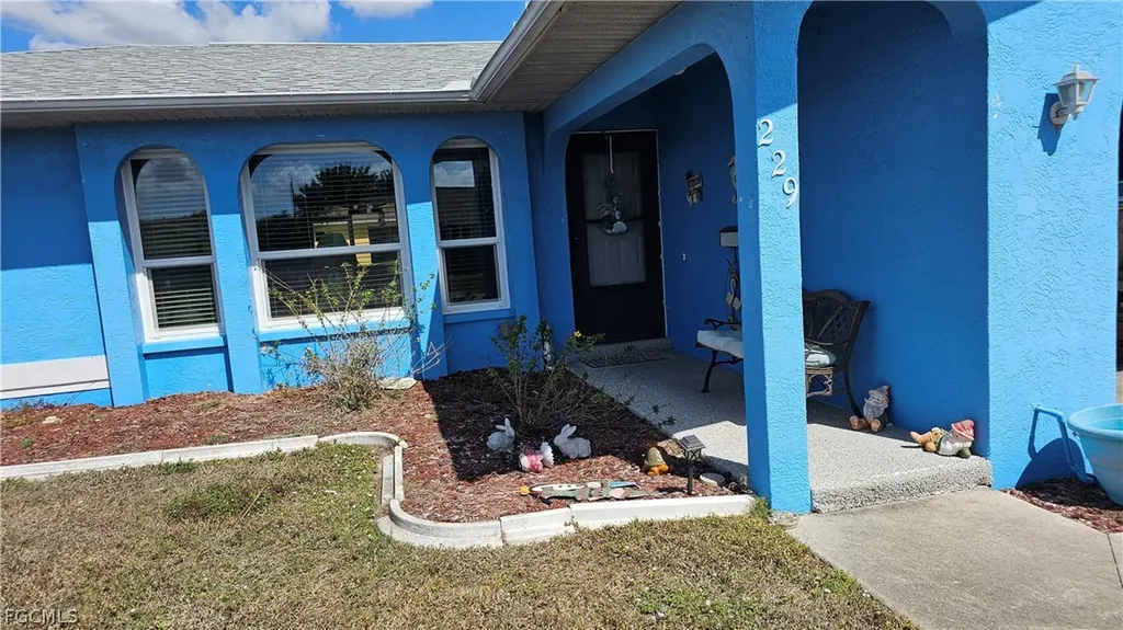 229 SE 3rd Terrace Cape Coral FL 33990