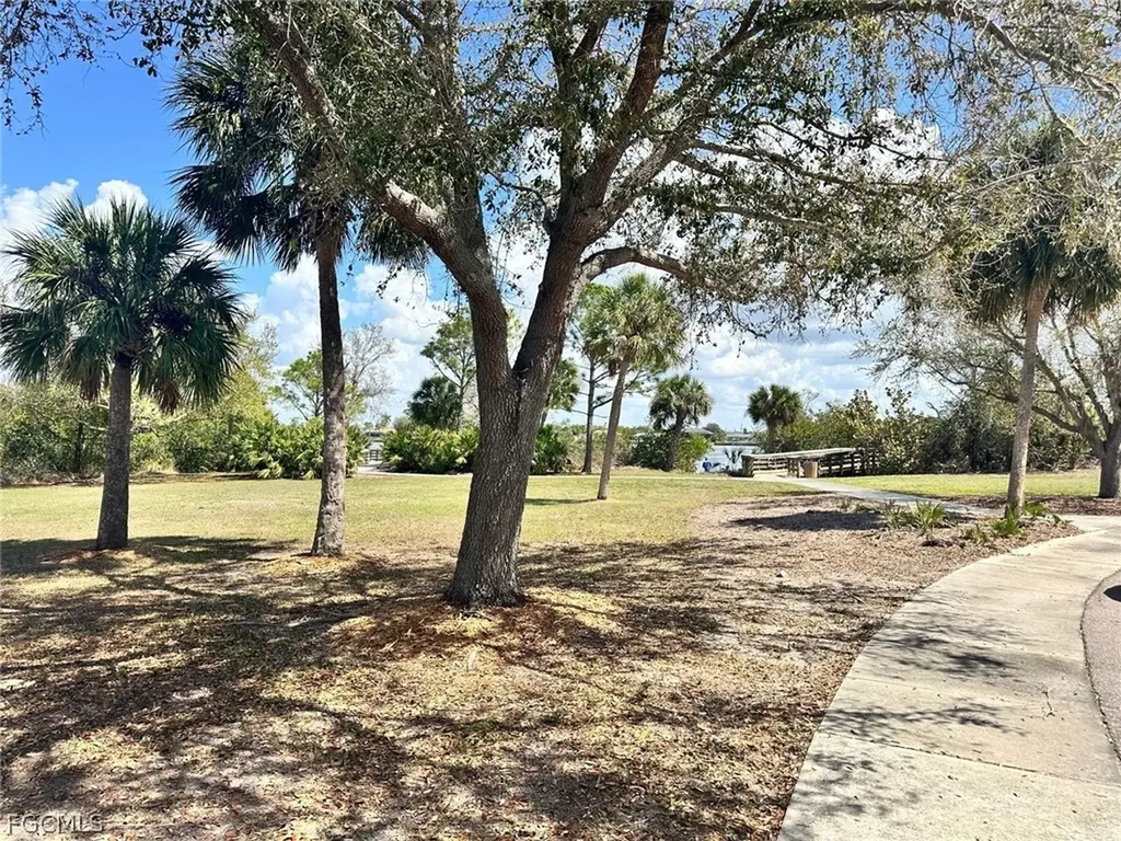 18360 Blanche Avenue Port Charlotte FL 33948