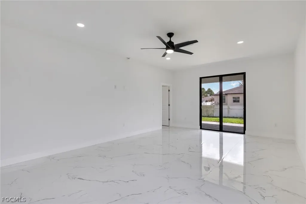 4117 12th Street SW Lehigh Acres FL 33976