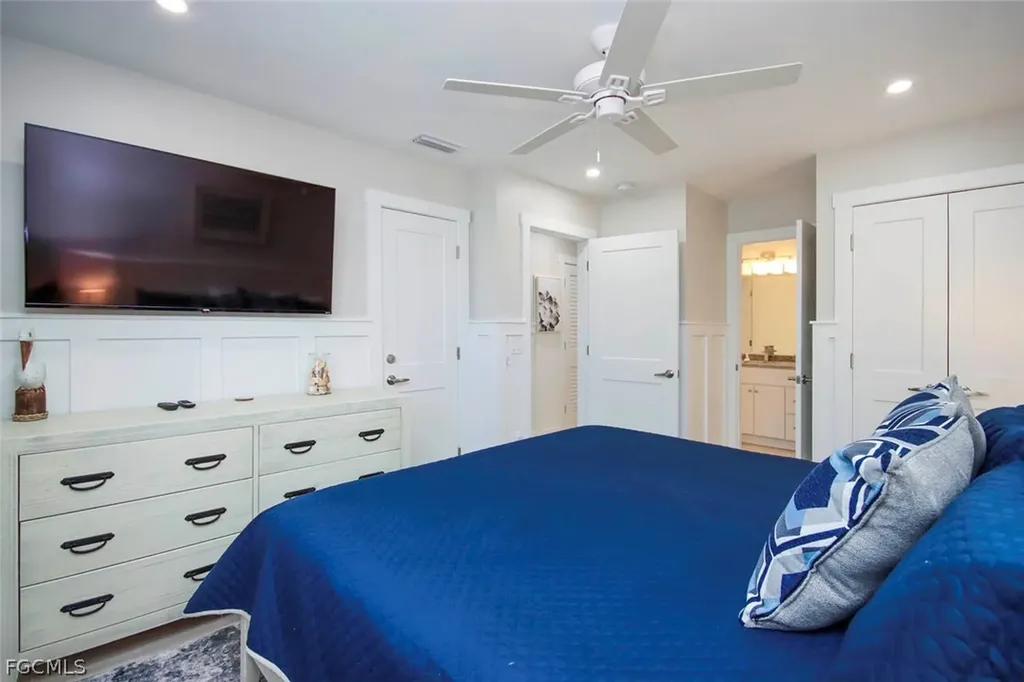 827 E Gulf Drive Sanibel FL 33957