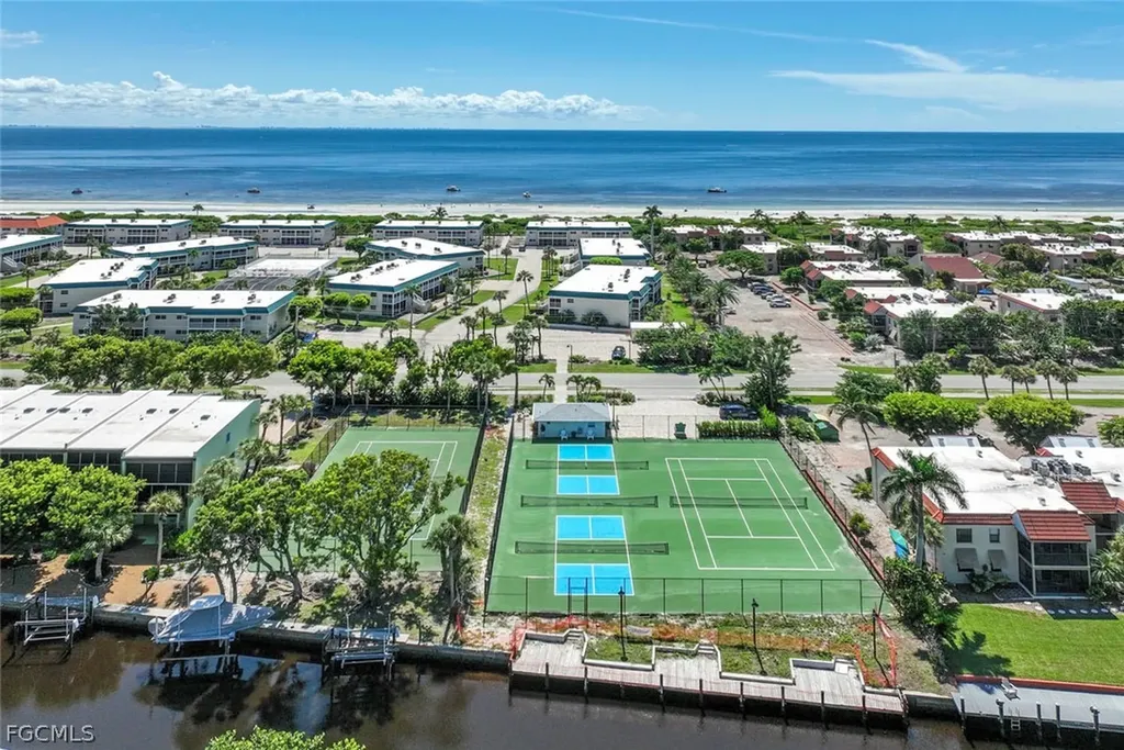827 E Gulf Drive Sanibel FL 33957