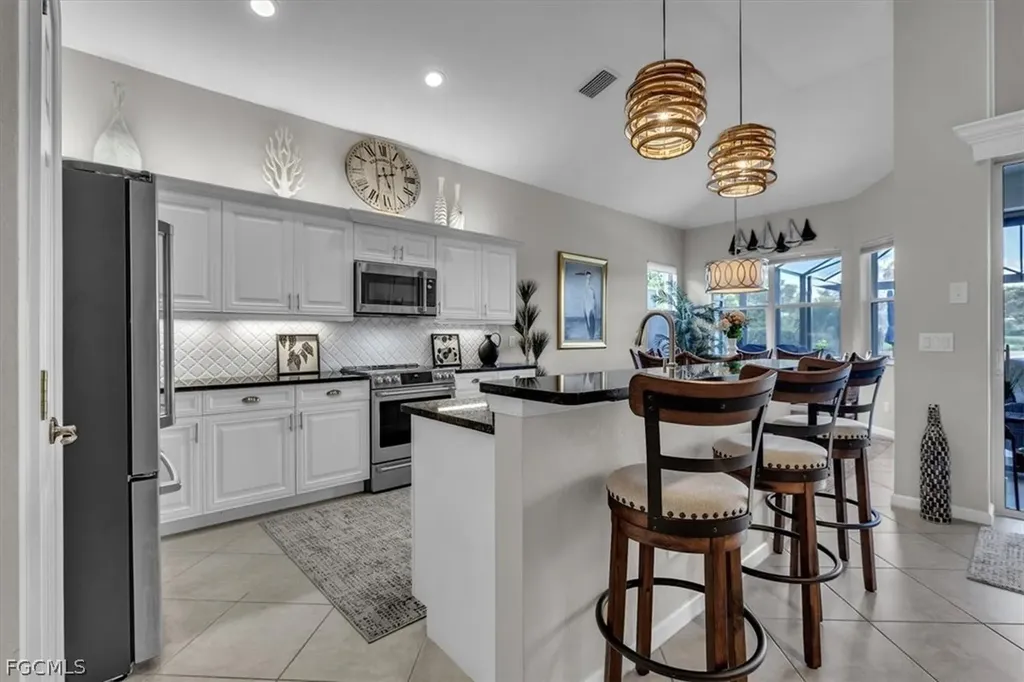 3750 Lakeview Isle Court Fort Myers FL 33905