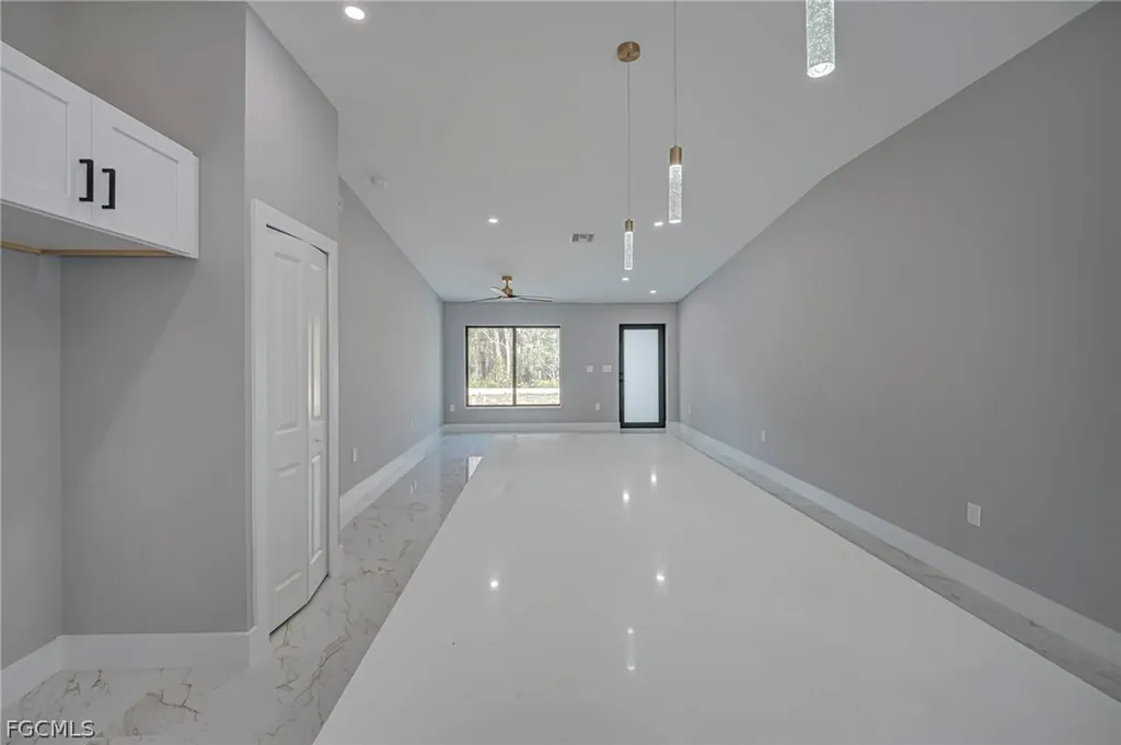 546/548 Nimitz Boulevard Lehigh Acres FL 33974