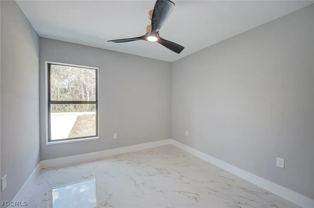 546/548 Nimitz Boulevard Lehigh Acres FL 33974