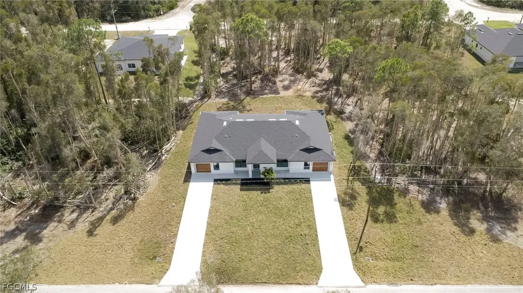 546/548 Nimitz Boulevard Lehigh Acres FL 33974