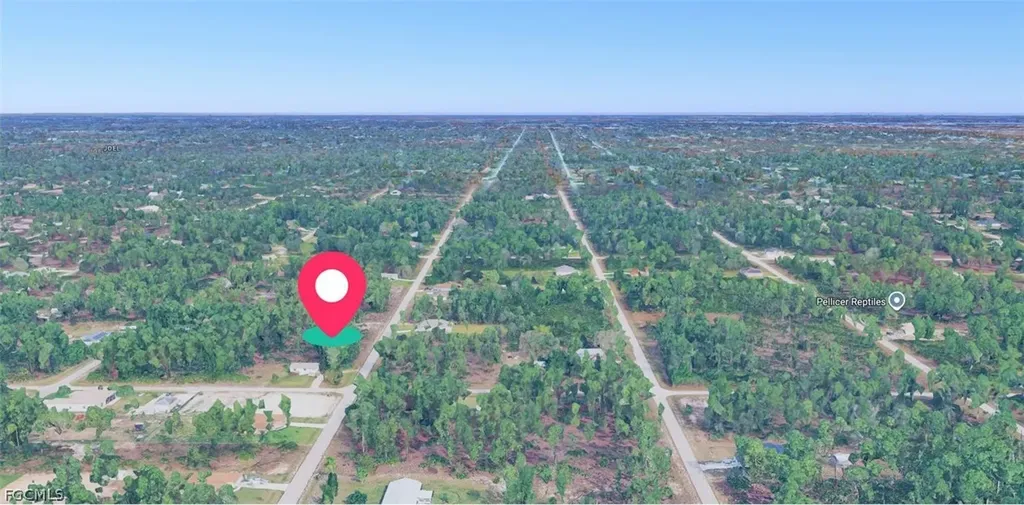 907 Johns Avenue Lehigh Acres FL 33972