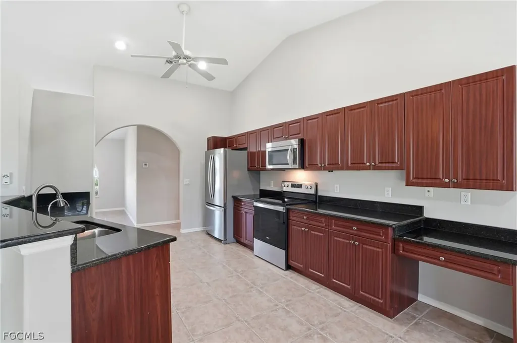4222 NW 22nd Street Cape Coral FL 33993