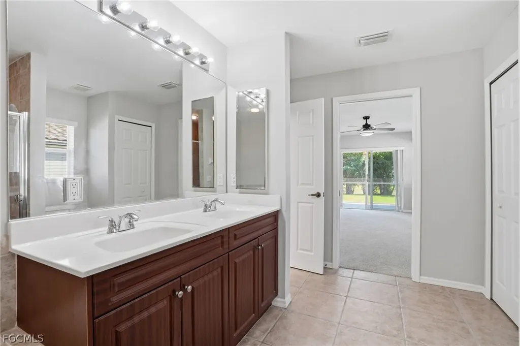 4222 NW 22nd Street Cape Coral FL 33993