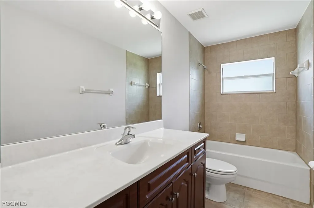 4222 NW 22nd Street Cape Coral FL 33993