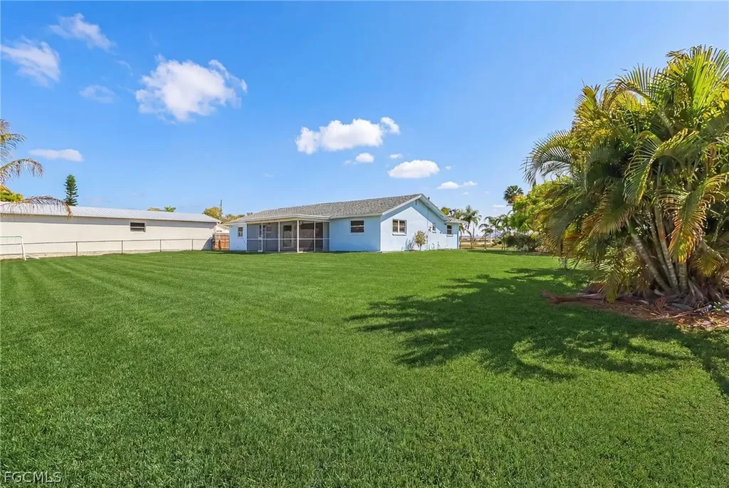 12513 River Road Fort Myers FL 33905