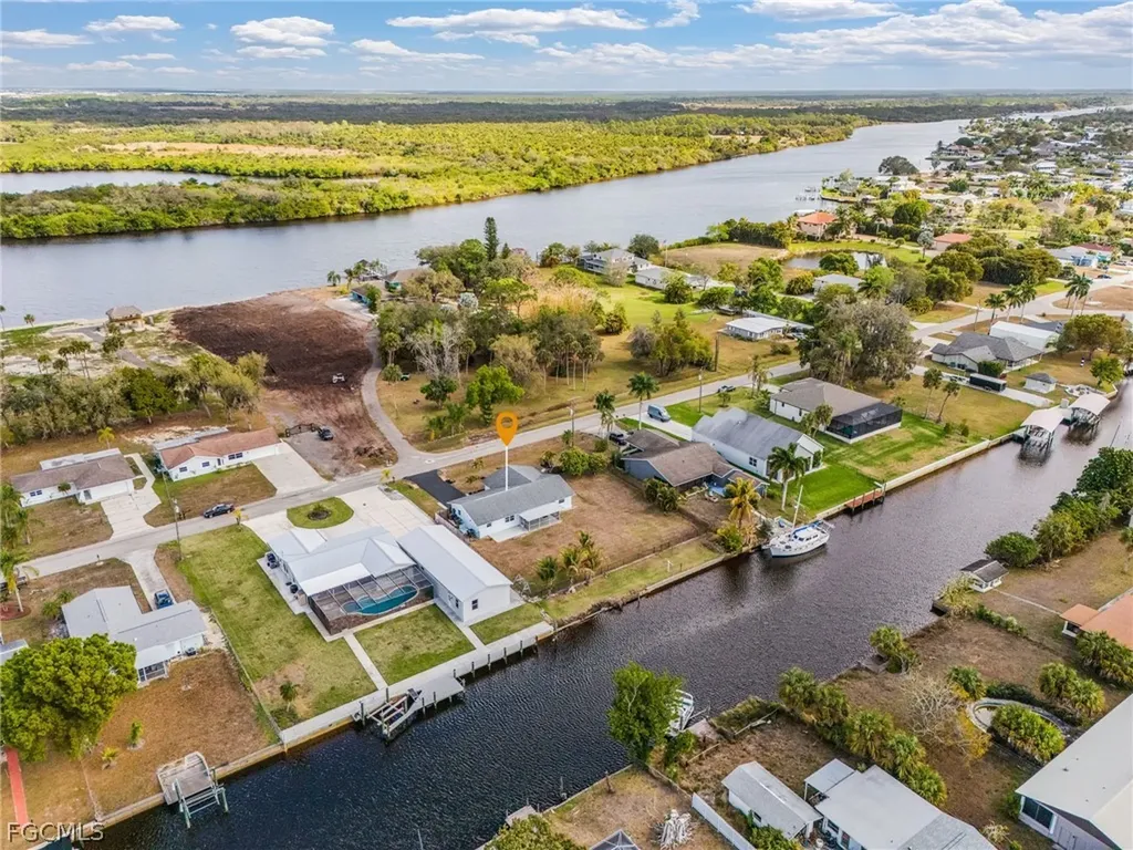 12513 River Road Fort Myers FL 33905