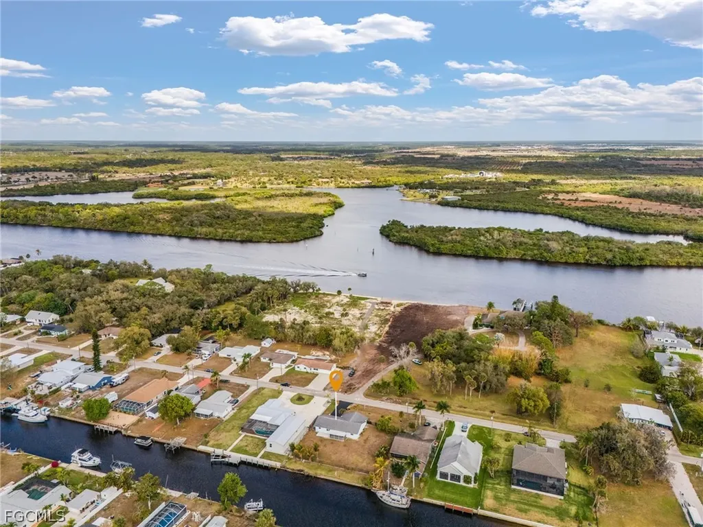 12513 River Road Fort Myers FL 33905