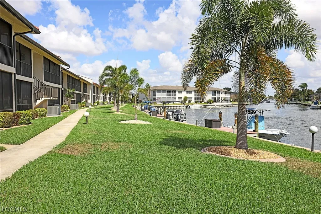 4711 Santa Barbara Boulevard Cape Coral FL 33914