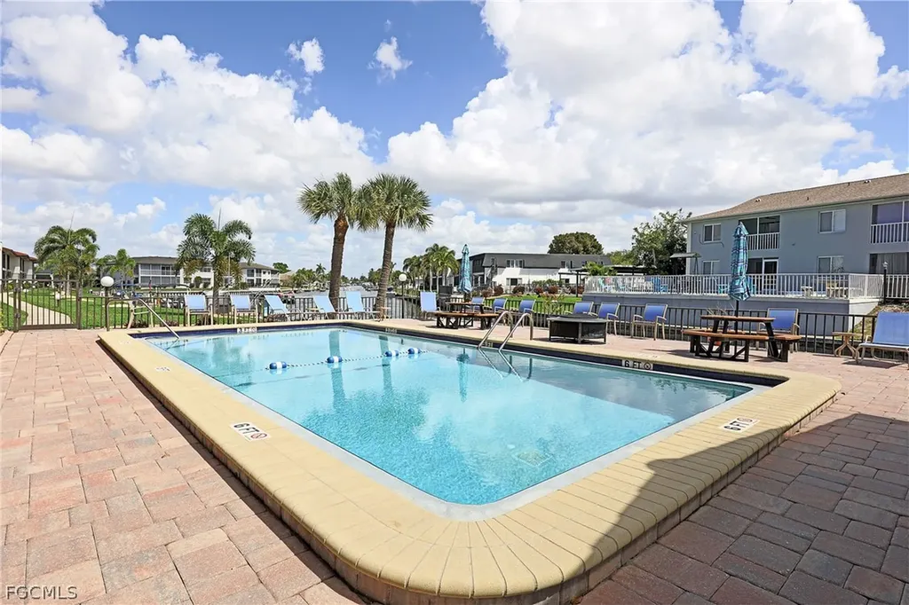 4711 Santa Barbara Boulevard Cape Coral FL 33914