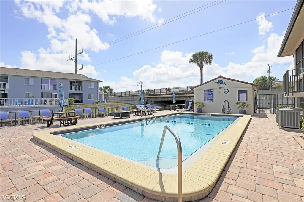 4711 Santa Barbara Boulevard Cape Coral FL 33914