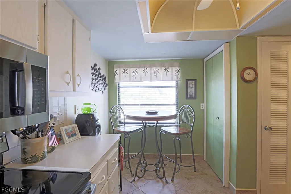4711 Santa Barbara Boulevard Cape Coral FL 33914