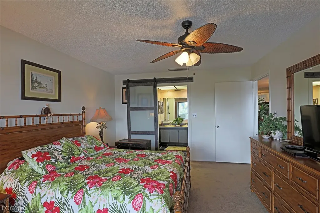 4711 Santa Barbara Boulevard Cape Coral FL 33914
